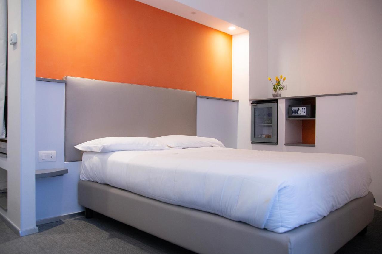 Executive Inn Boutique Hotel Бриндизи Экстерьер фото